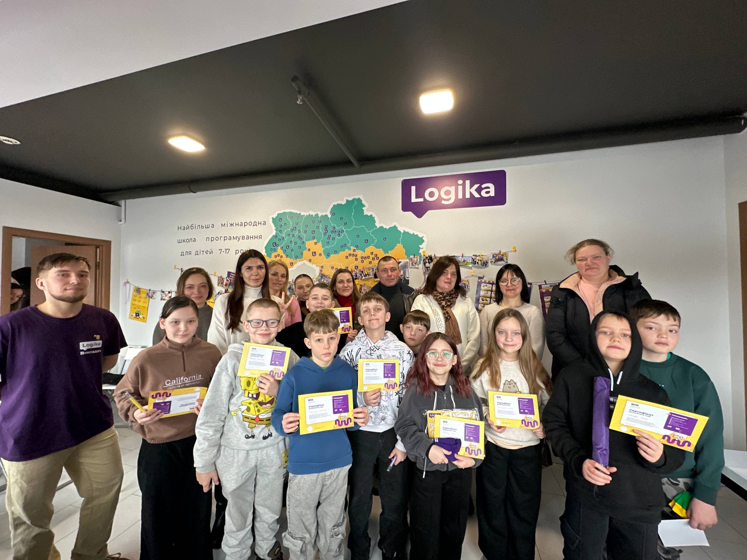 Logika School